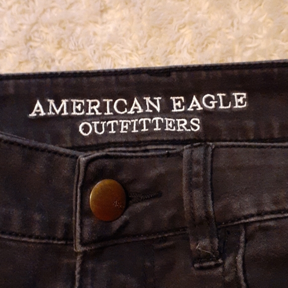 Shorts - Picture 3 of 3